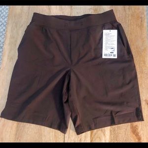 NWT Lululemon men’s T.H.E. 9 in Short (linerless)